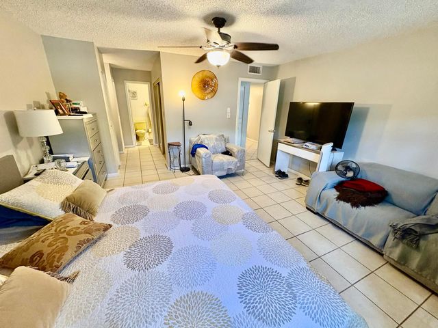 2251 NW 48th Terrace, Lauderhill, FL 33313