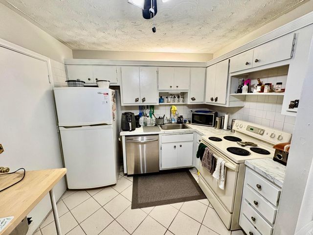 2251 NW 48th Terrace, Lauderhill, FL 33313