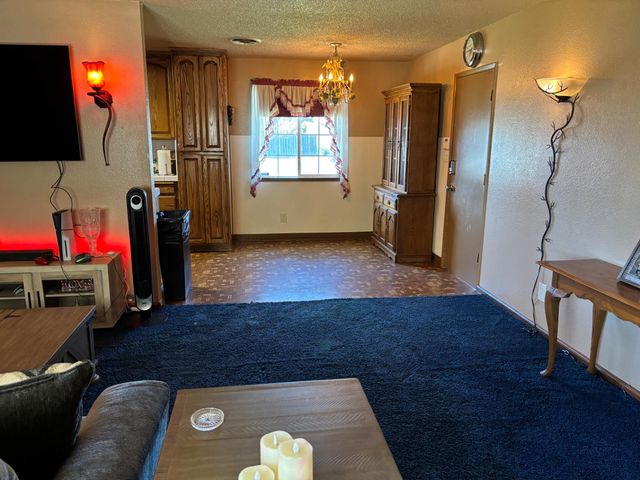 9852 Margaret Ct, Delhi, CA 95315