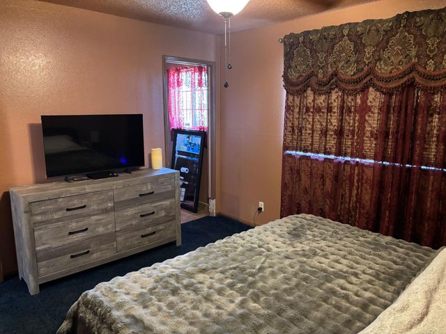 9852 Margaret Ct, Delhi, CA 95315