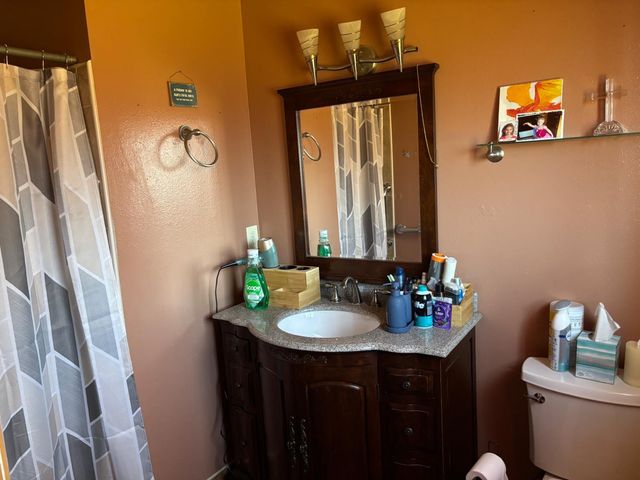 9852 Margaret Ct, Delhi, CA 95315