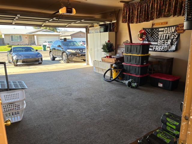 9852 Margaret Ct, Delhi, CA 95315