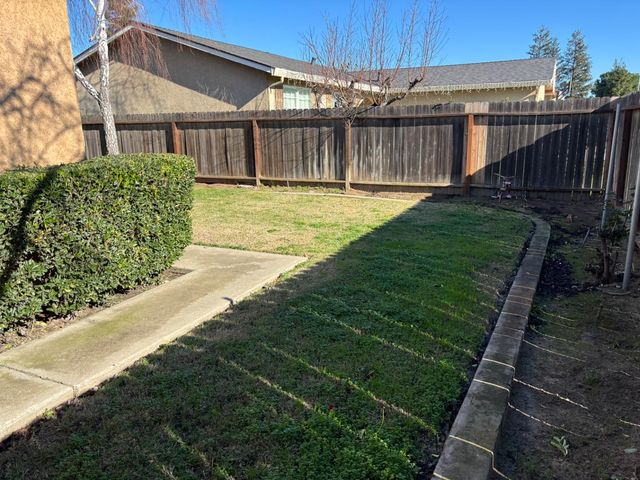 9852 Margaret Ct, Delhi, CA 95315