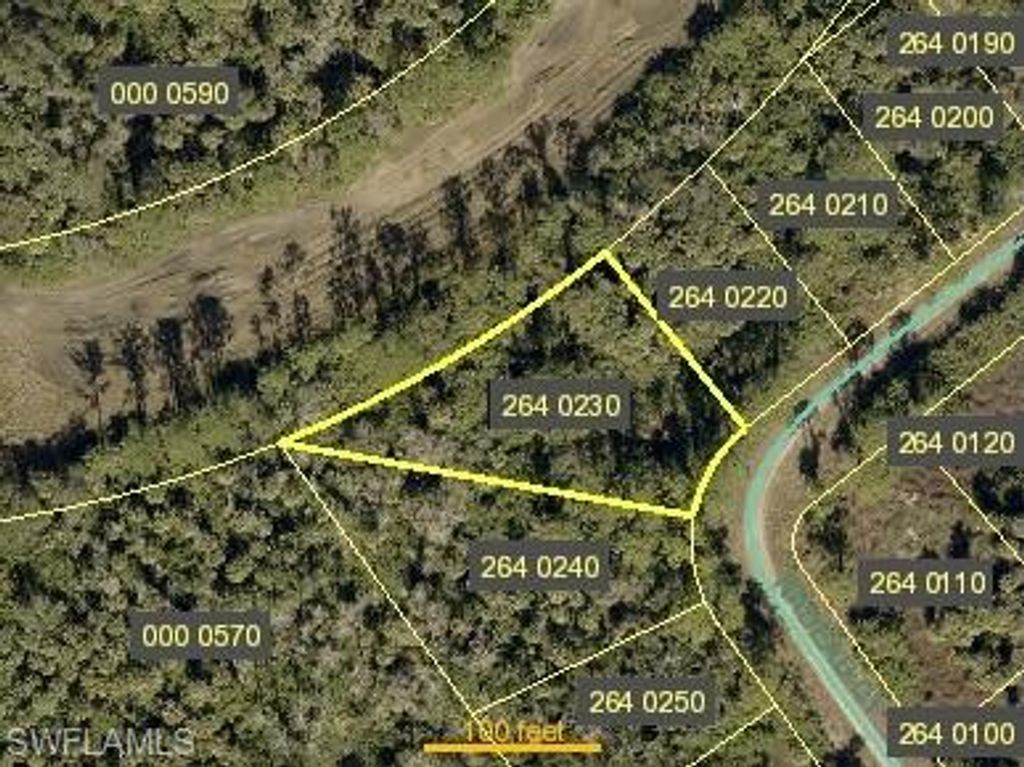 646 Nadeau CT, LEHIGH ACRES, FL 33972 — photo 4