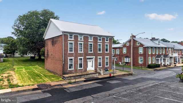 216 N FRONT ST, Liverpool, PA 17045
