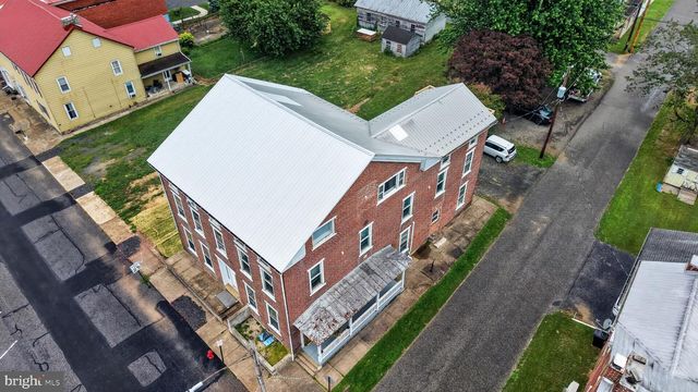 216 N FRONT ST, Liverpool, PA 17045