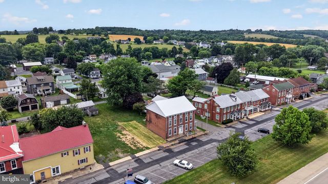 216 N FRONT ST, Liverpool, PA 17045