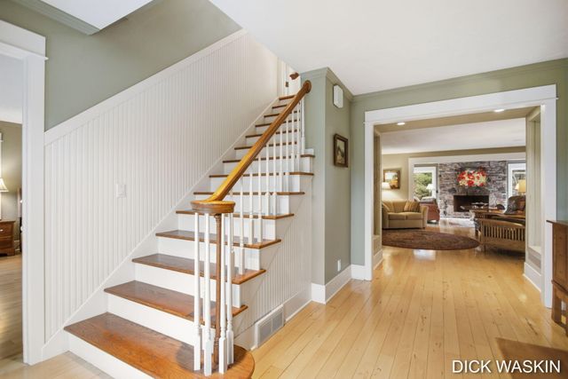 6515 Clearbrook Drive, Saugatuck, MI 49453