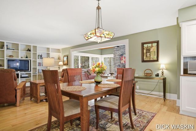 6515 Clearbrook Drive, Saugatuck, MI 49453