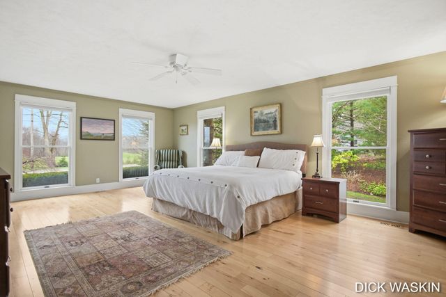 6515 Clearbrook Drive, Saugatuck, MI 49453