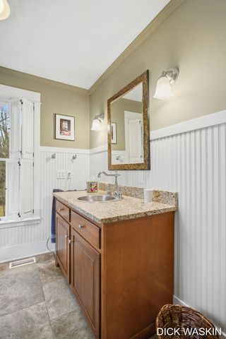 6515 Clearbrook Drive, Saugatuck, MI 49453