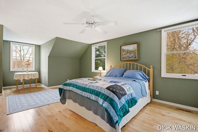 6515 Clearbrook Drive, Saugatuck, MI 49453