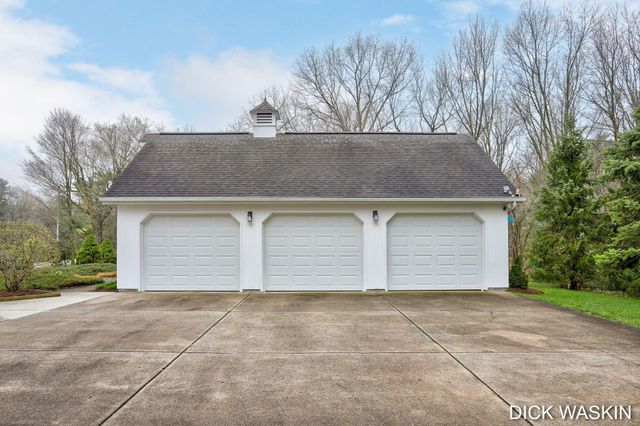 6515 Clearbrook Drive, Saugatuck, MI 49453