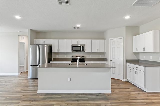 3911 ALTITUDE RUN, Davenport, FL 33837