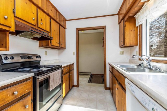 550 Grandview Lane, Platteville, WI 53818