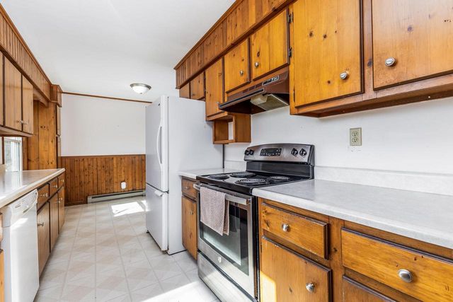 550 Grandview Lane, Platteville, WI 53818