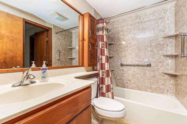 550 Grandview Lane, Platteville, WI 53818