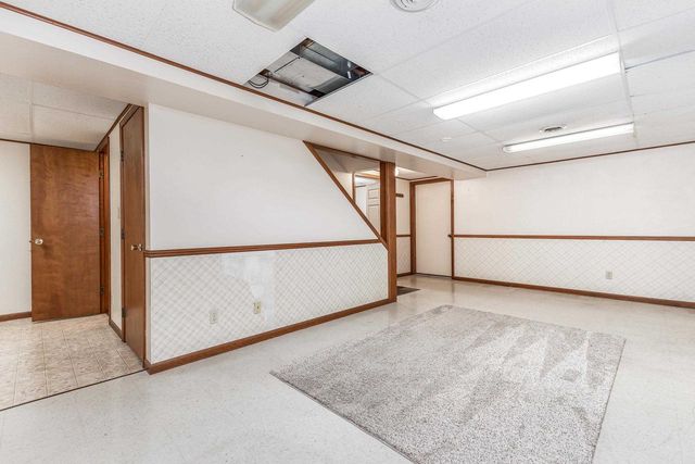 550 Grandview Lane, Platteville, WI 53818