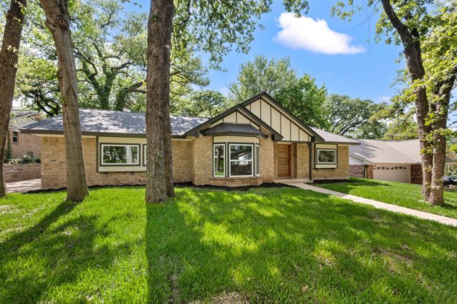 800 Tanglewood Lane, Arlington, TX 76012