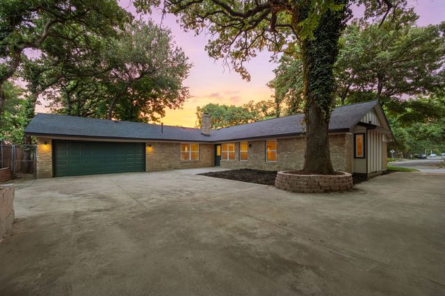 800 Tanglewood Lane, Arlington, TX 76012
