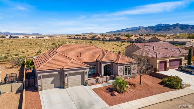 3810 Katie Lane Loop, Kingman, AZ 86401
