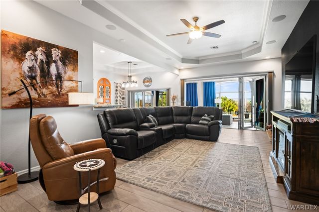 3810 Katie Lane Loop, Kingman, AZ 86401