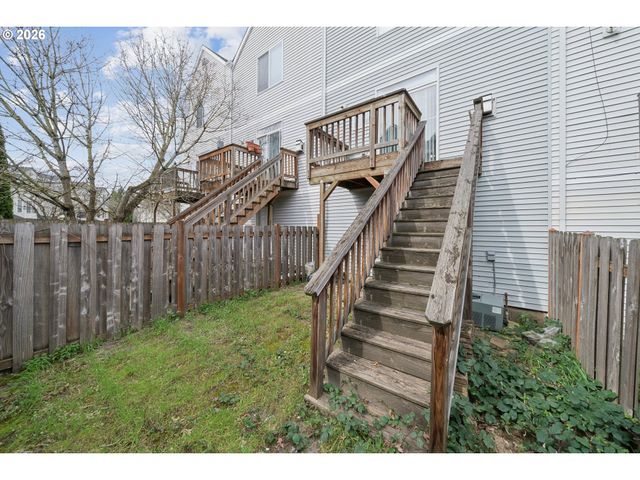 17364 Sw NOVATO Ln, Beaverton, OR 97078