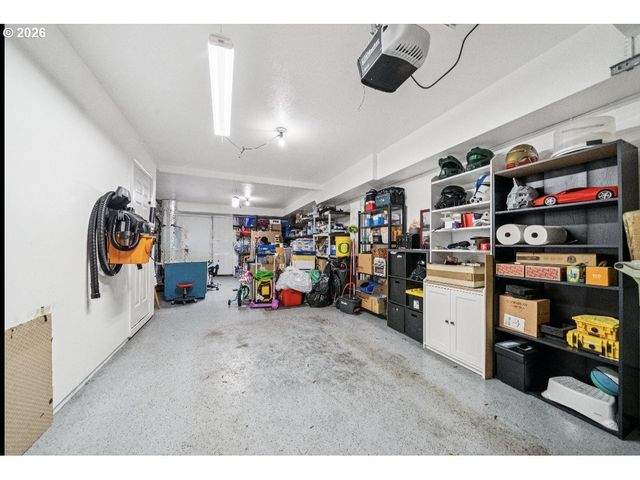 17364 Sw NOVATO Ln, Beaverton, OR 97078