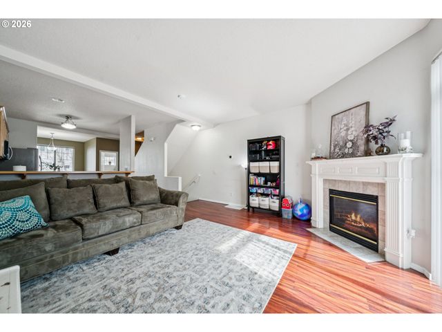 17364 Sw NOVATO Ln, Beaverton, OR 97078