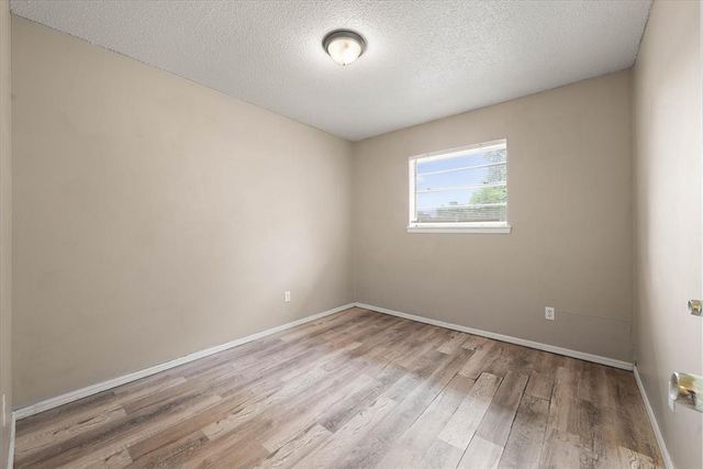 637 Redstone Avenue, Edmond, OK 73013