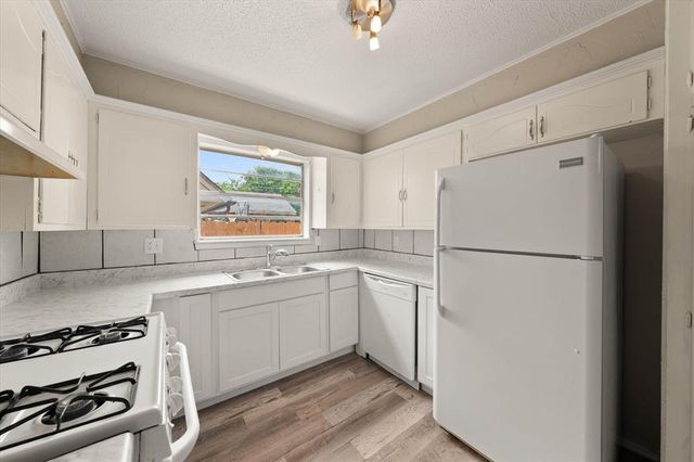 637 Redstone Avenue, Edmond, OK 73013