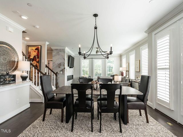 1610 Draper View Loop 101, Raleigh, NC 27608