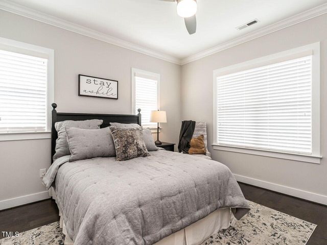 1610 Draper View Loop 101, Raleigh, NC 27608