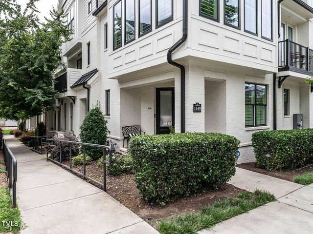 1610 Draper View Loop 101, Raleigh, NC 27608