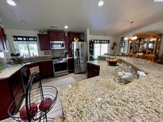 223108 E Perkins Road, Kennewick, WA 99337