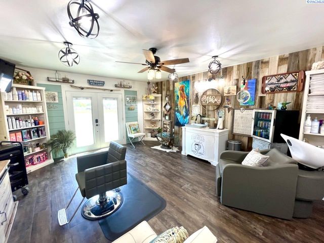 223108 E Perkins Road, Kennewick, WA 99337