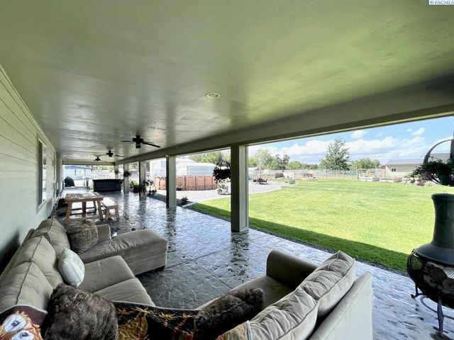 223108 E Perkins Road, Kennewick, WA 99337