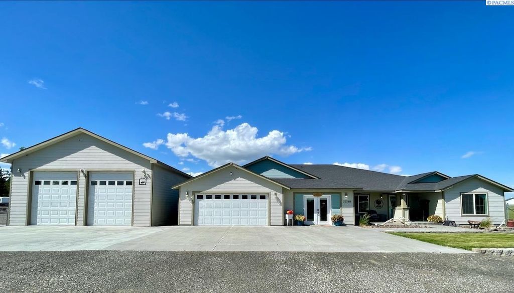 223108 E Perkins Road, Kennewick, WA 99337