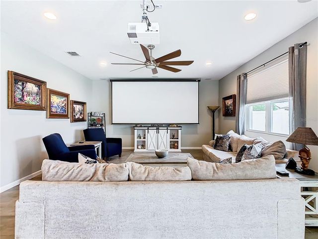 592 LAKE SMART BOULEVARD, Winter Haven, FL 33881