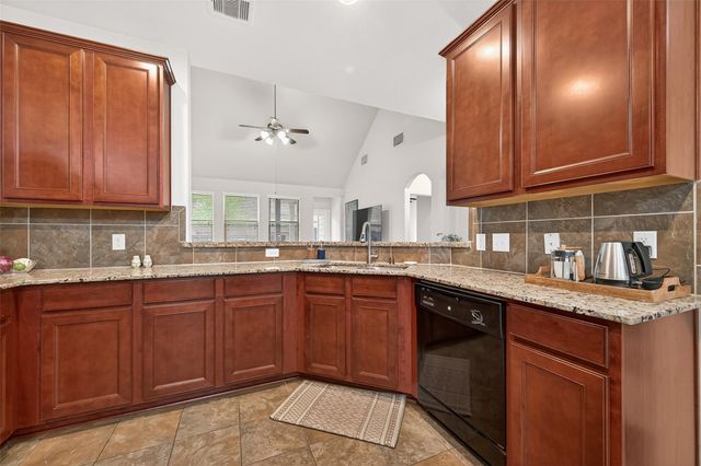 6503 Wilshire Fern, Houston, TX 77040
