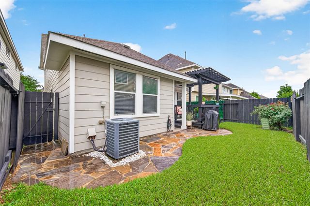 6503 Wilshire Fern, Houston, TX 77040