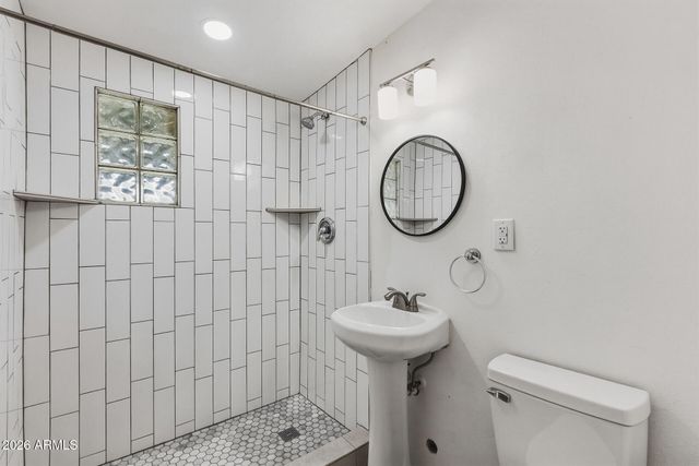 1620 W ROESER Road, Phoenix, AZ 85041