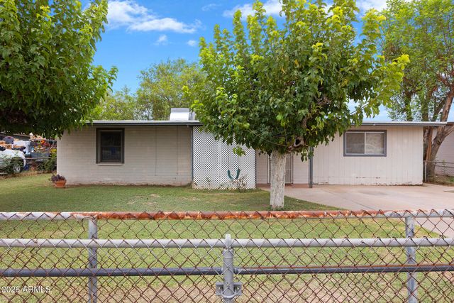 1620 W ROESER Road, Phoenix, AZ 85041