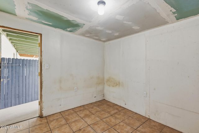 1620 W ROESER Road, Phoenix, AZ 85041