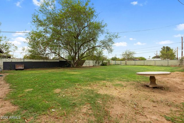 1620 W ROESER Road, Phoenix, AZ 85041