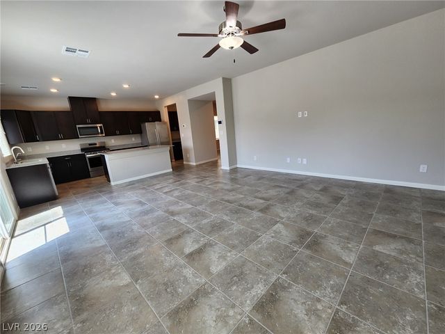 4521 Pointleaf Street, North Las Vegas, NV 89032