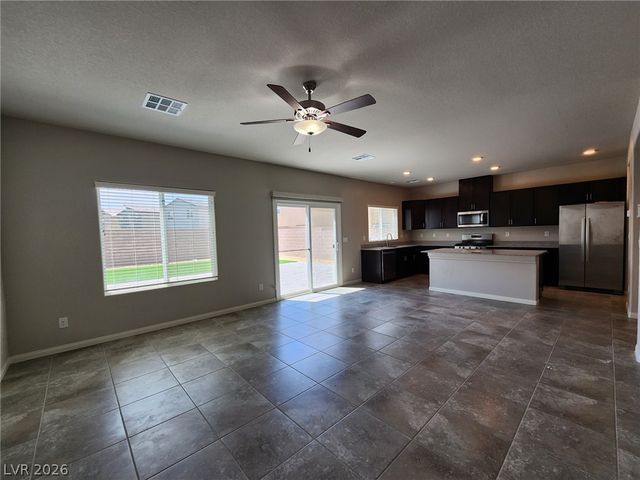 4521 Pointleaf Street, North Las Vegas, NV 89032