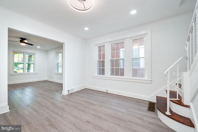 1228 LINDEN ST, Reading, PA 19604