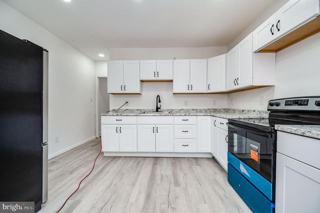 1228 LINDEN ST, Reading, PA 19604