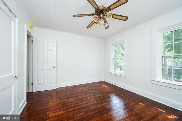 1228 LINDEN ST, Reading, PA 19604